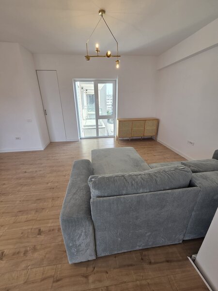 Avrig (Metrou Bucur Obor), inchiriere studio modern + parcare.
